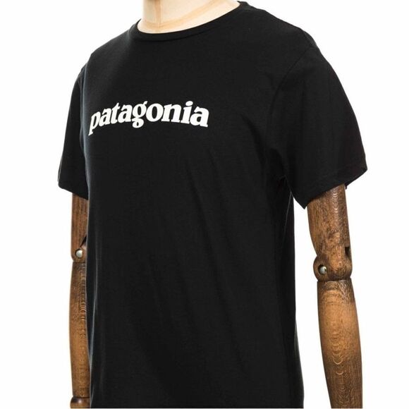 Patagonia Black Organic Cotton Tee - Size Small Slim Fit - Picture 1 of 6